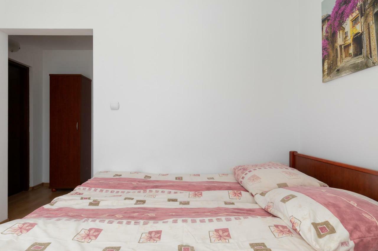 Krab 2 Daire Rewal Dış mekan fotoğraf
